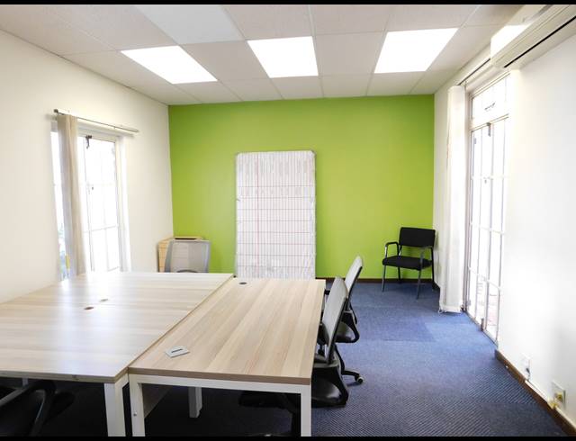 200M² OFFICE TO LET IN FERNDALE